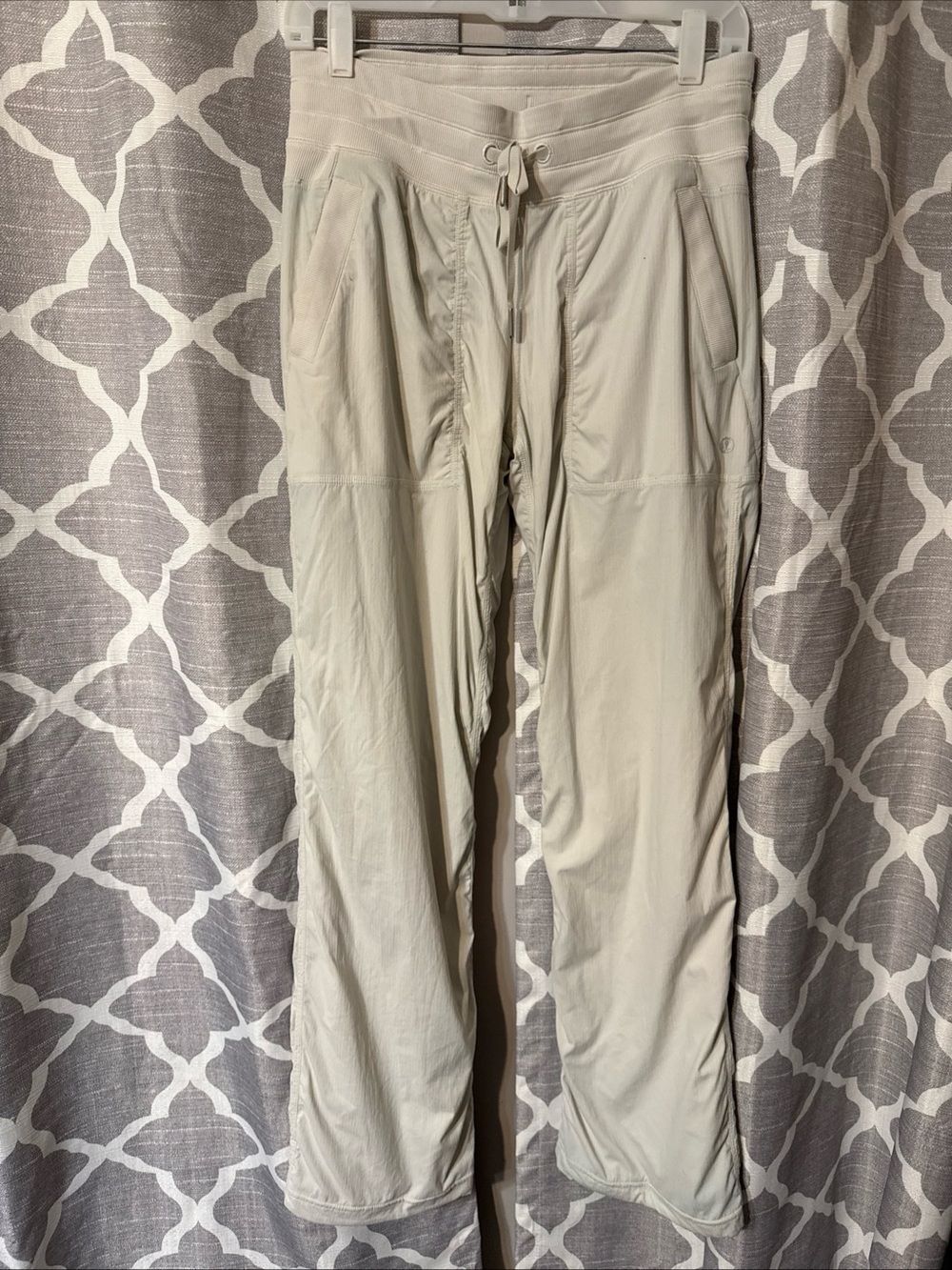 Lululemon Dance Studio Pant Lined Straight Leg Size 8 Regular Dove Grey A26